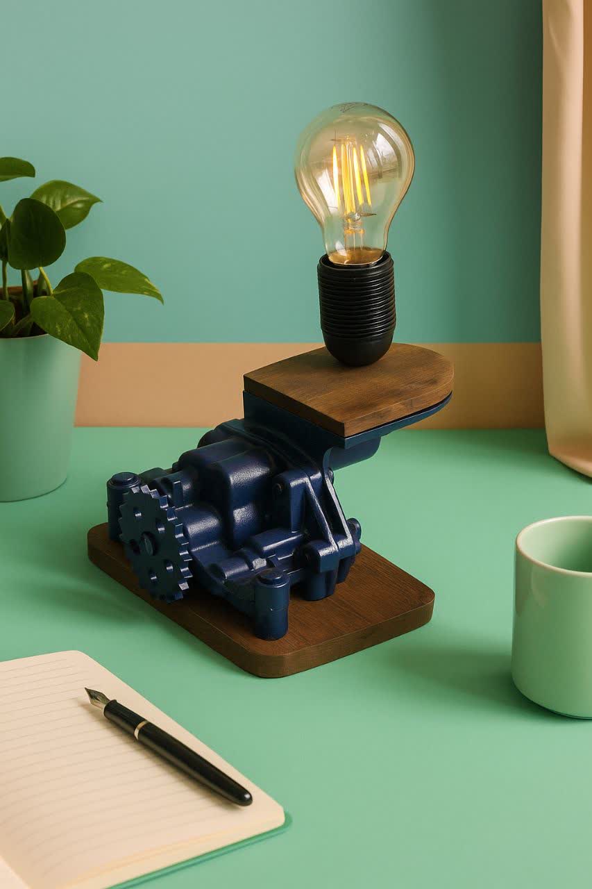 آباژور رومیزی پایه چوبی لیورا مدل کارما با لامپ ادیسونی کد 3007