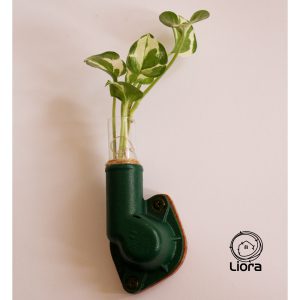 گلدان مگنتی فانتزی لیورا مدل آلما کد 3013
