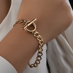 دستبند استیل اسپرت کارتیه با قفل تی (T)