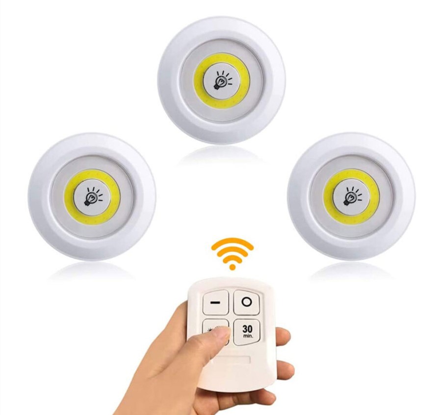 لامپ اضطراری LED ریموت دار (3 عددی) 1 لامپ اضطراری LED ریموت دار (3 عددی)